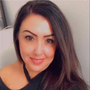 Meet your Posher, Jenn